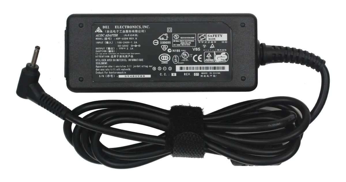 ADAPTADOR DC PARA ASUS 19V 2.1A/ 40W/ 2.35MM*0.7MM