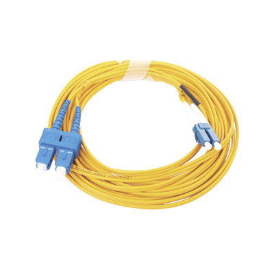 Jumper de Fibra Óptica Monomodo 9/125 LC/UPC-SC/UPC, PVC, 2.0 mm, Dúplex, amarillo, 5 metros