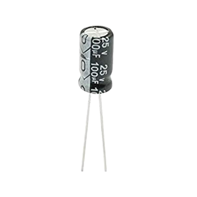 Capacitor Electrolítico de Aluminio, Radial de 100 µFd, 25 Vcc, 105 °C, 6.3 x 11 mm.